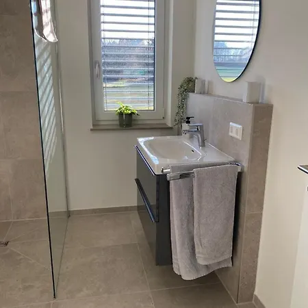 Fewo Martini- Mit Whirlpool,Terrasse Und Albcard * Hohenstein (Reutlingen)